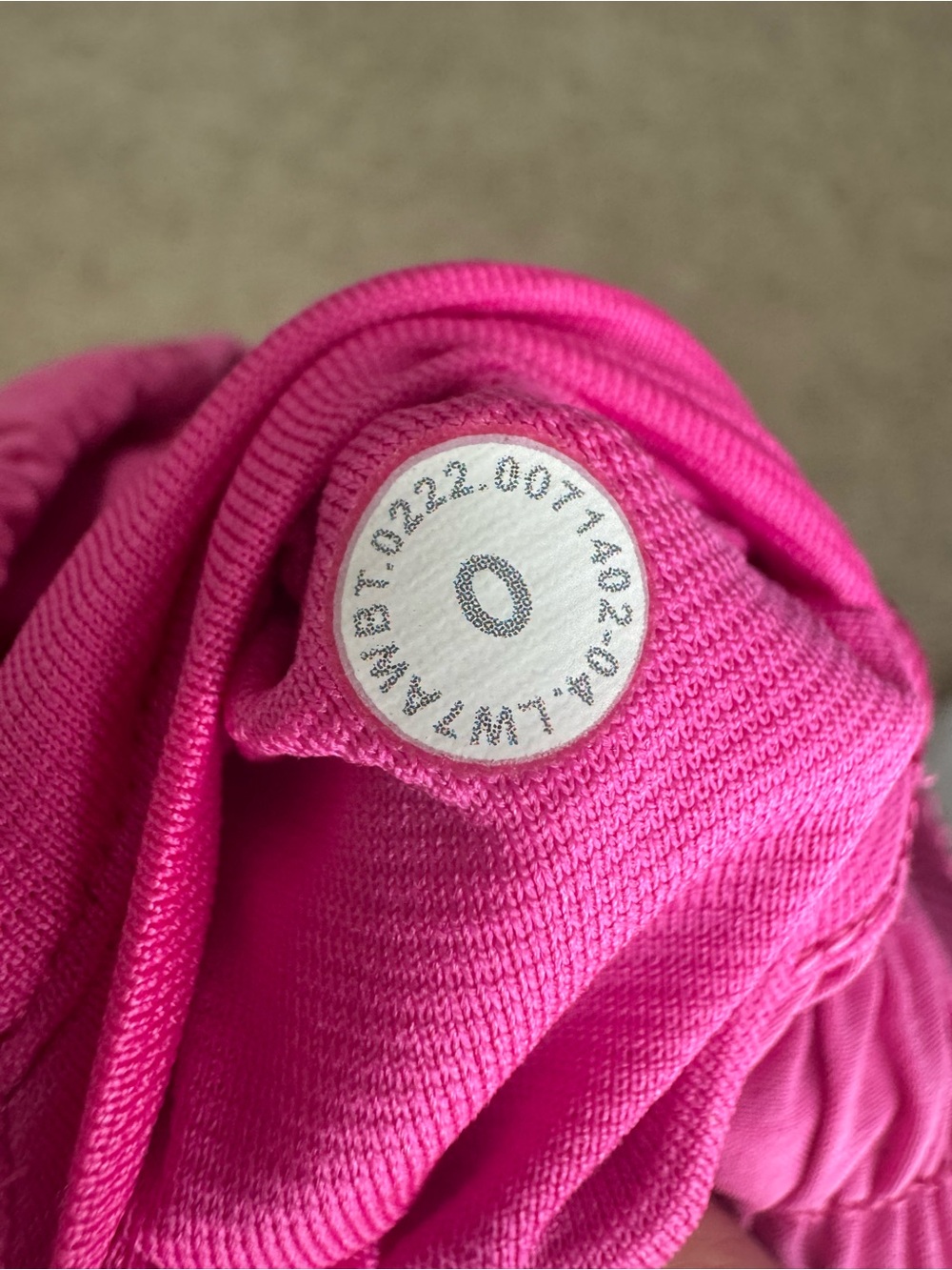 Lululemon Hotty Hot Short II *Long 4" - Picture 3 of 3